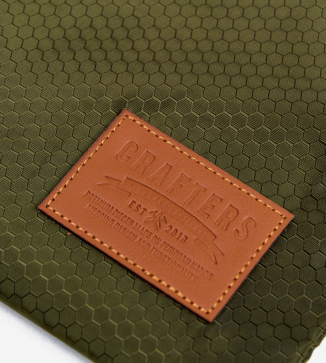 Estuche multifuncional Cross Verde